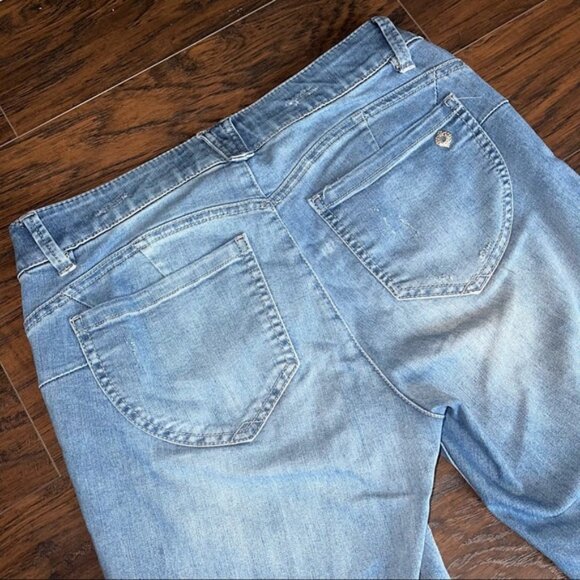 NWOT Democracy “Ab”solution Light Wash Jeans 6
