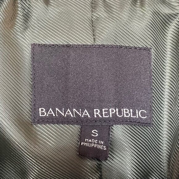 NWOT Banana Republic Army Green Pea Coat / Small