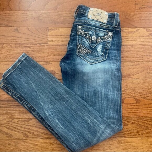 NWOT Miss Me Signature Skinny Jeans 27