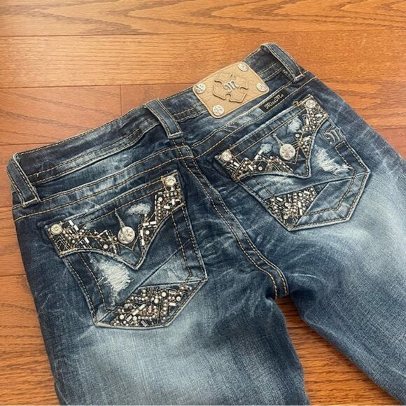 NWOT Miss Me Signature Skinny Jeans 27